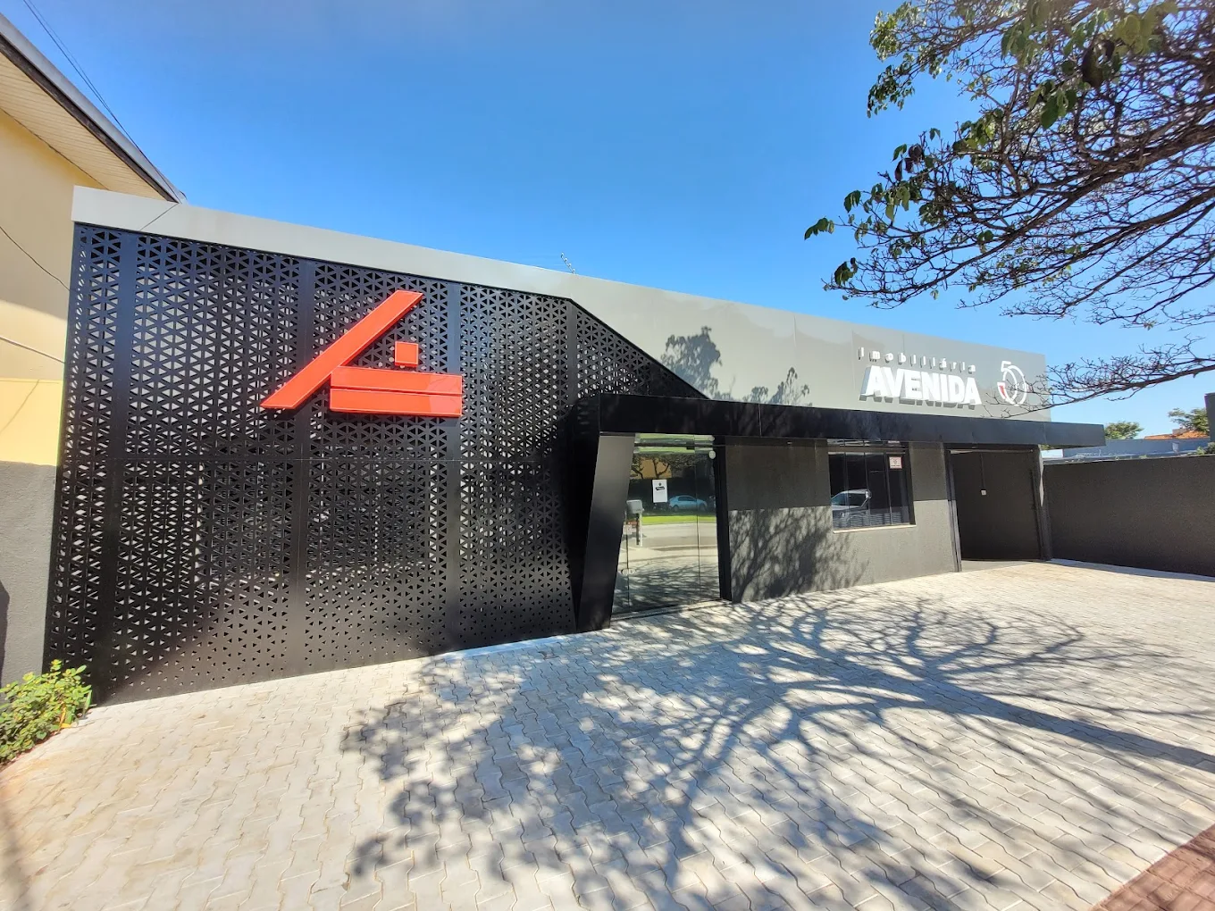 anunciar imóvel de alto padrão em Londrina com estratégia e valorização imobiliária